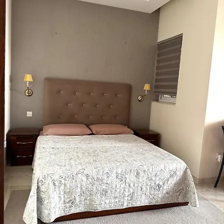 Stylish 2br With Terrace & Dome Views * 莫斯塔
